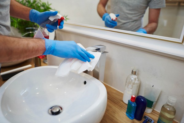 Nettoyages des sanitaires à Bagneux